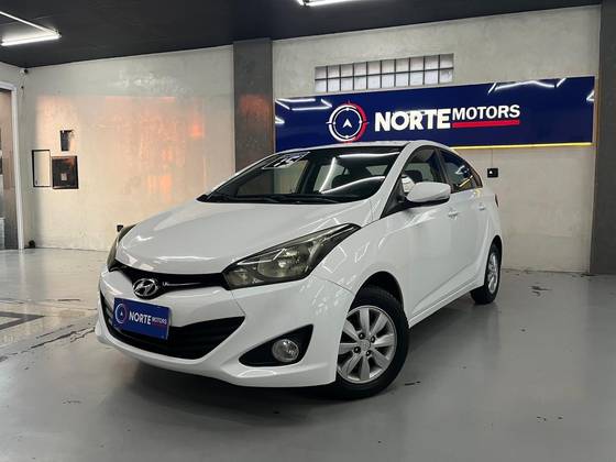 HYUNDAI HB20S 1.6 COMFORT PLUS 16V FLEX 4P MANUAL